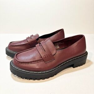 Torrid Chunky Loafers Burgundy Wine Slip On 90s Y2K Lug Sole, Size 9.5 Wide